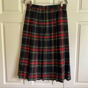 EUC Sag Harbor Pleated Plaid Skirt 14